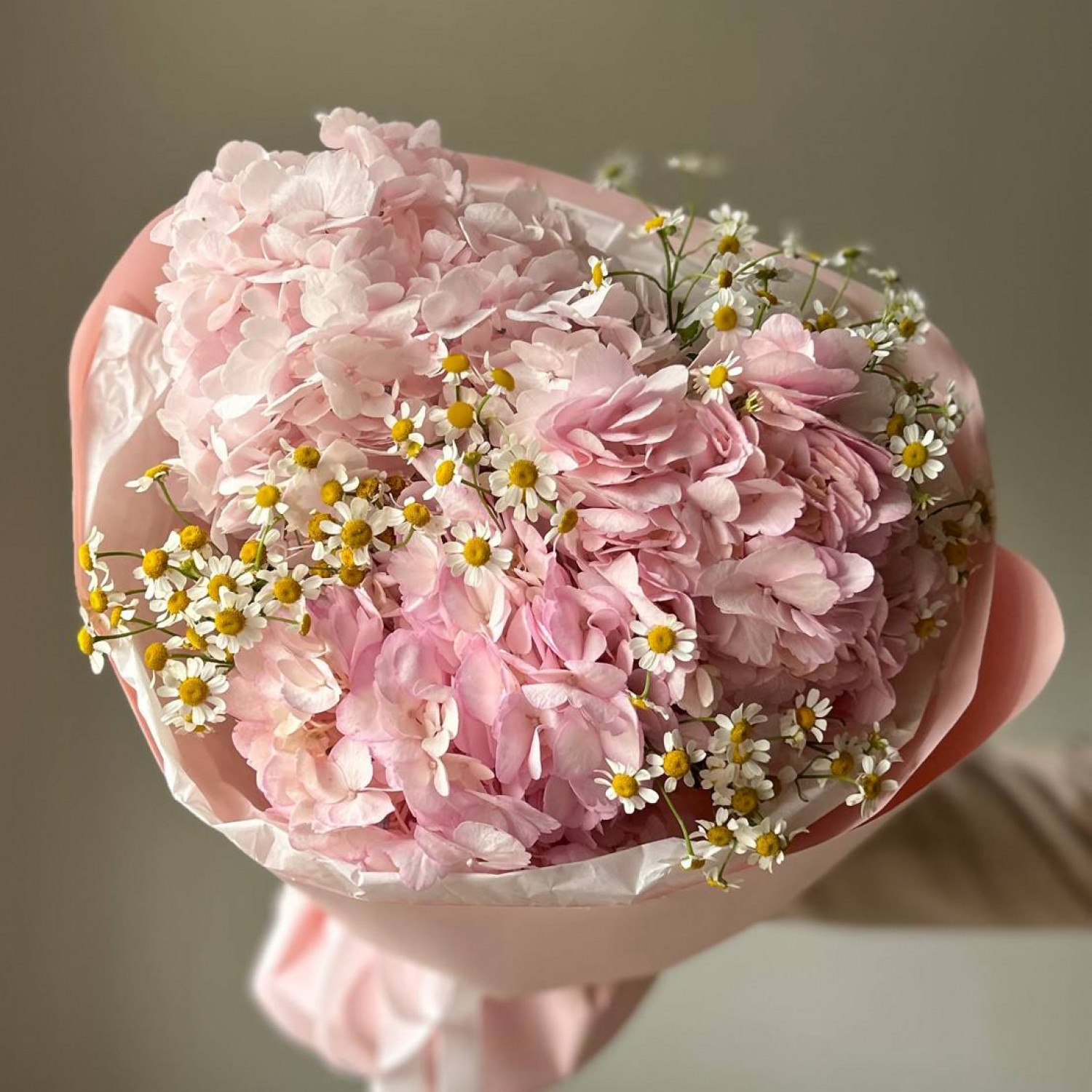 Дуобукет из Гортензий и кустовых ромашек №83