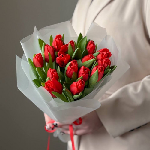 Монобукет из красных тюльпанов 222