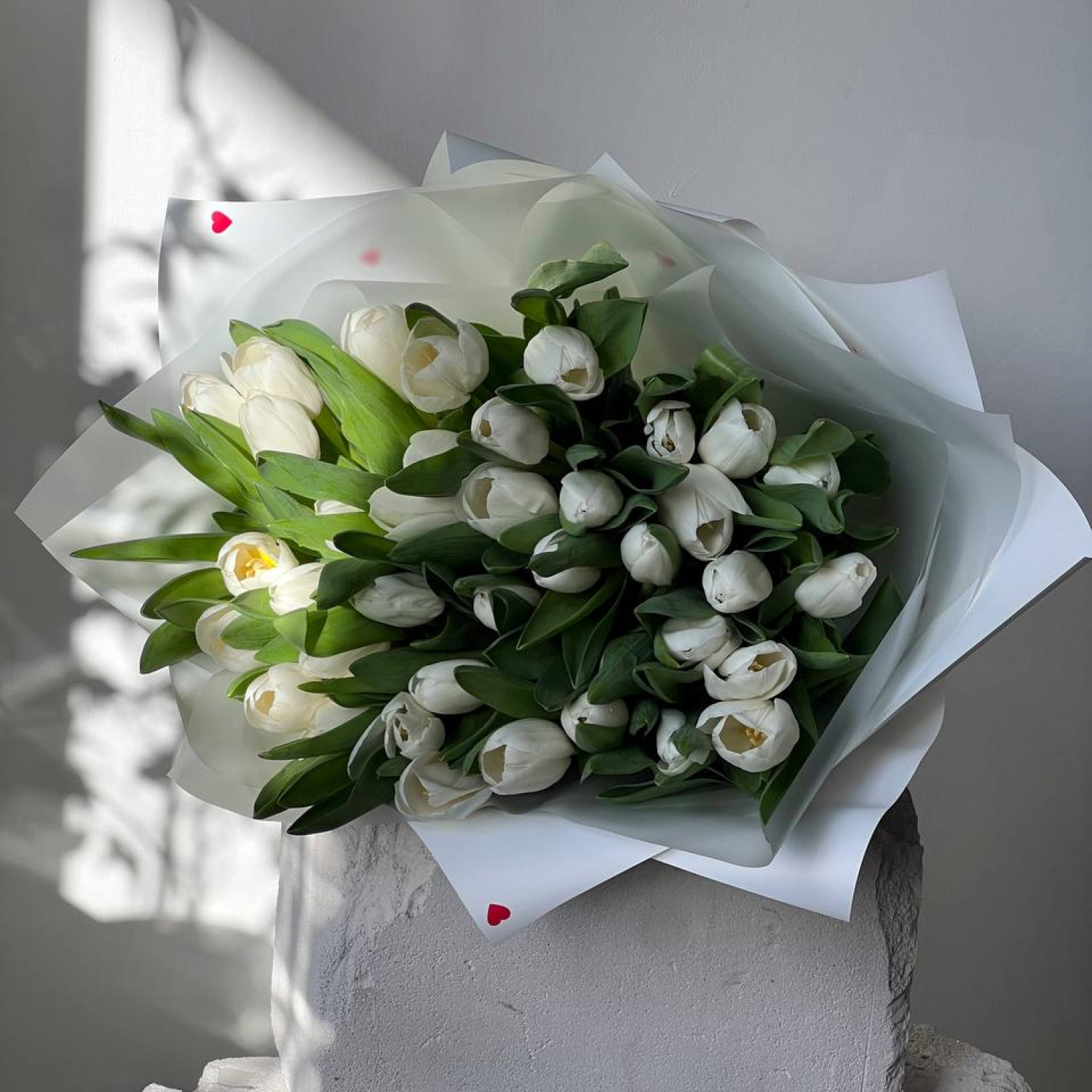 Монобукет из 39 белых тюльпанов №33