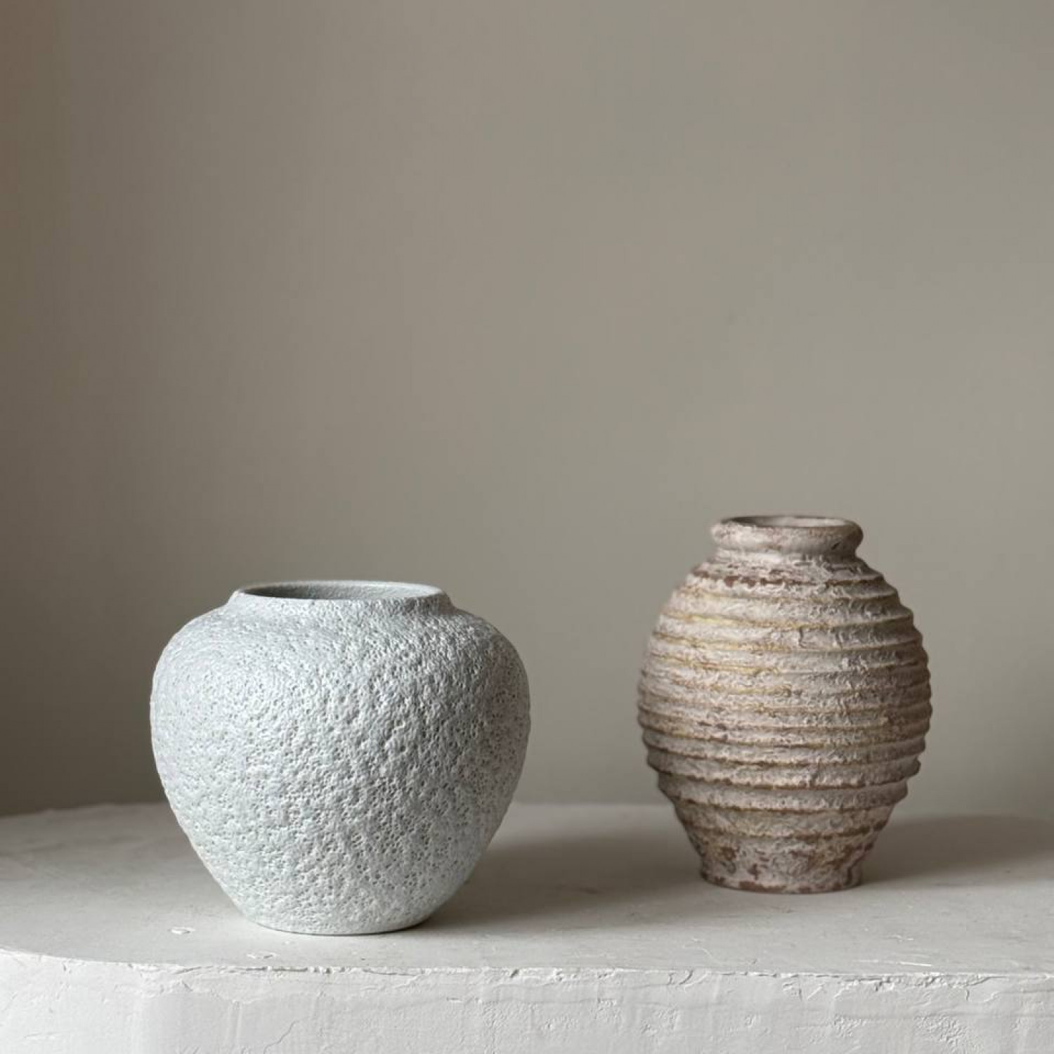 Ваза белая 2134