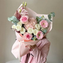 Авторский букет в нежной гамме 210 Авторский букет в нежной гамме 210