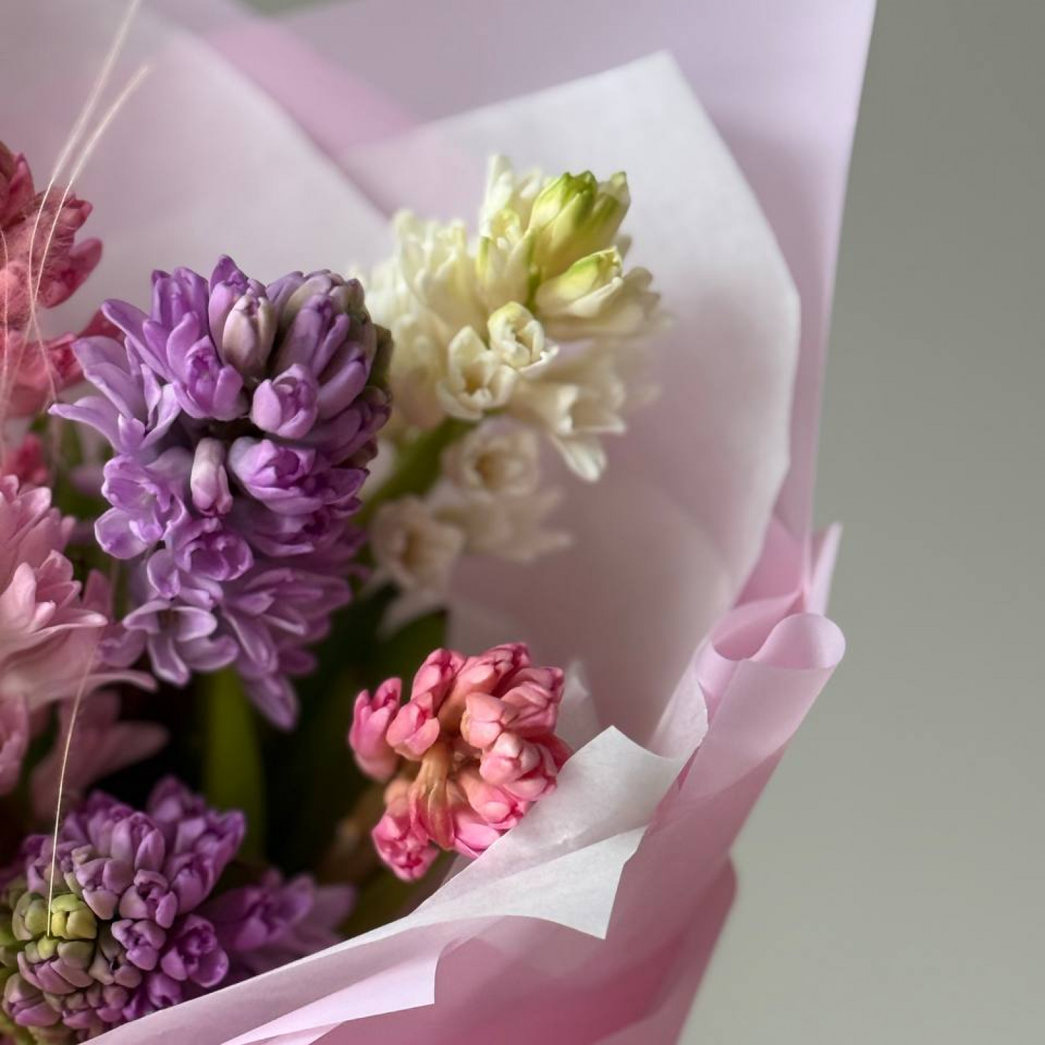 Весенний монобукет из гиацинтов 194