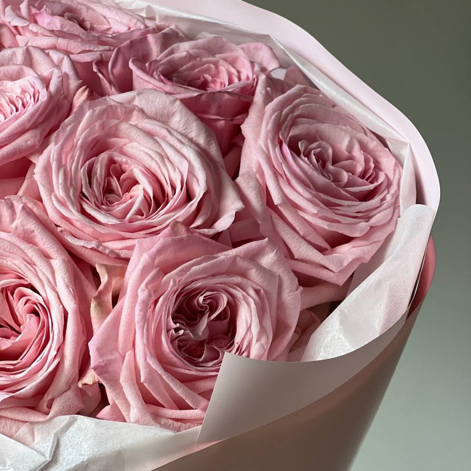 Букет из 9 парфюмных садовых роз Пинк Охара