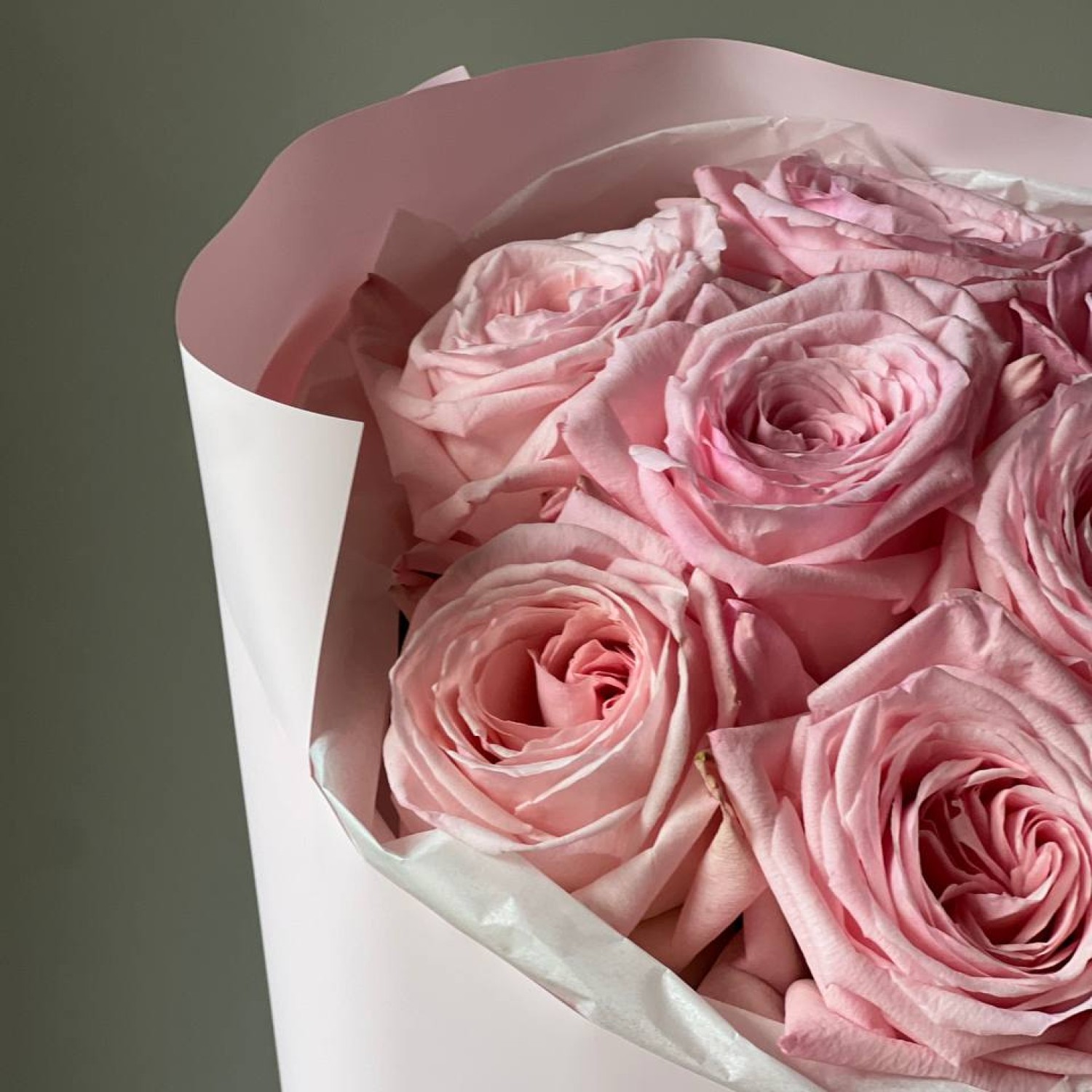 Букет из 9 парфюмных садовых роз Пинк Охара