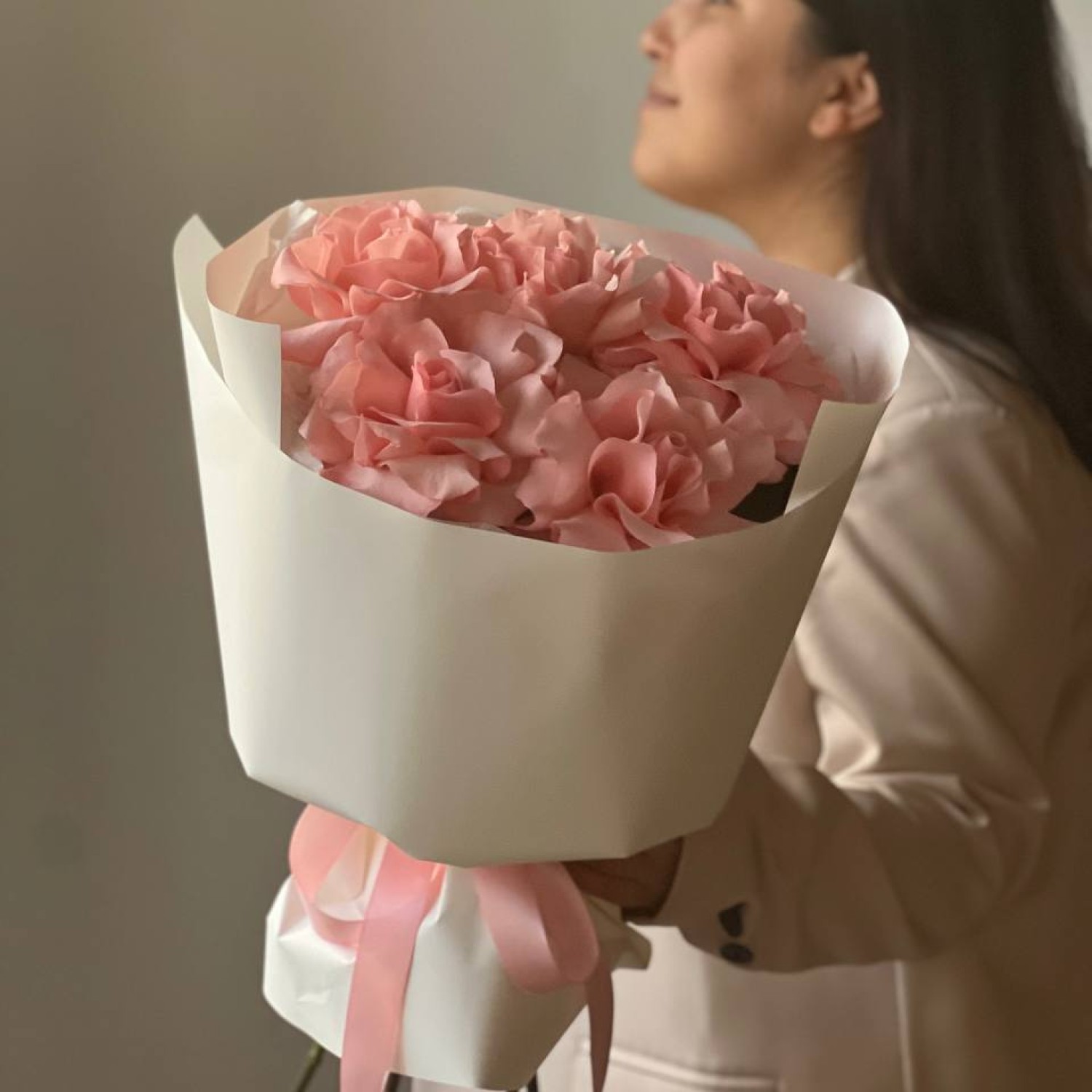 Букет из 5 французских (вывернутых) роз Хермоса