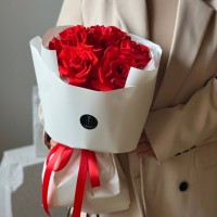 Букет из 5 роз сорта Нина