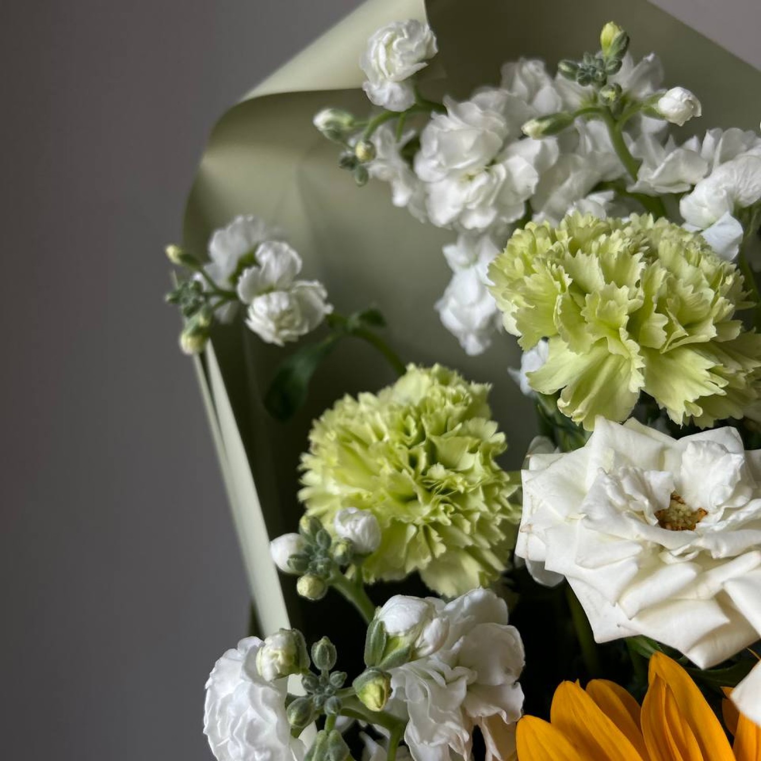 Авторский букет с подсолнухами