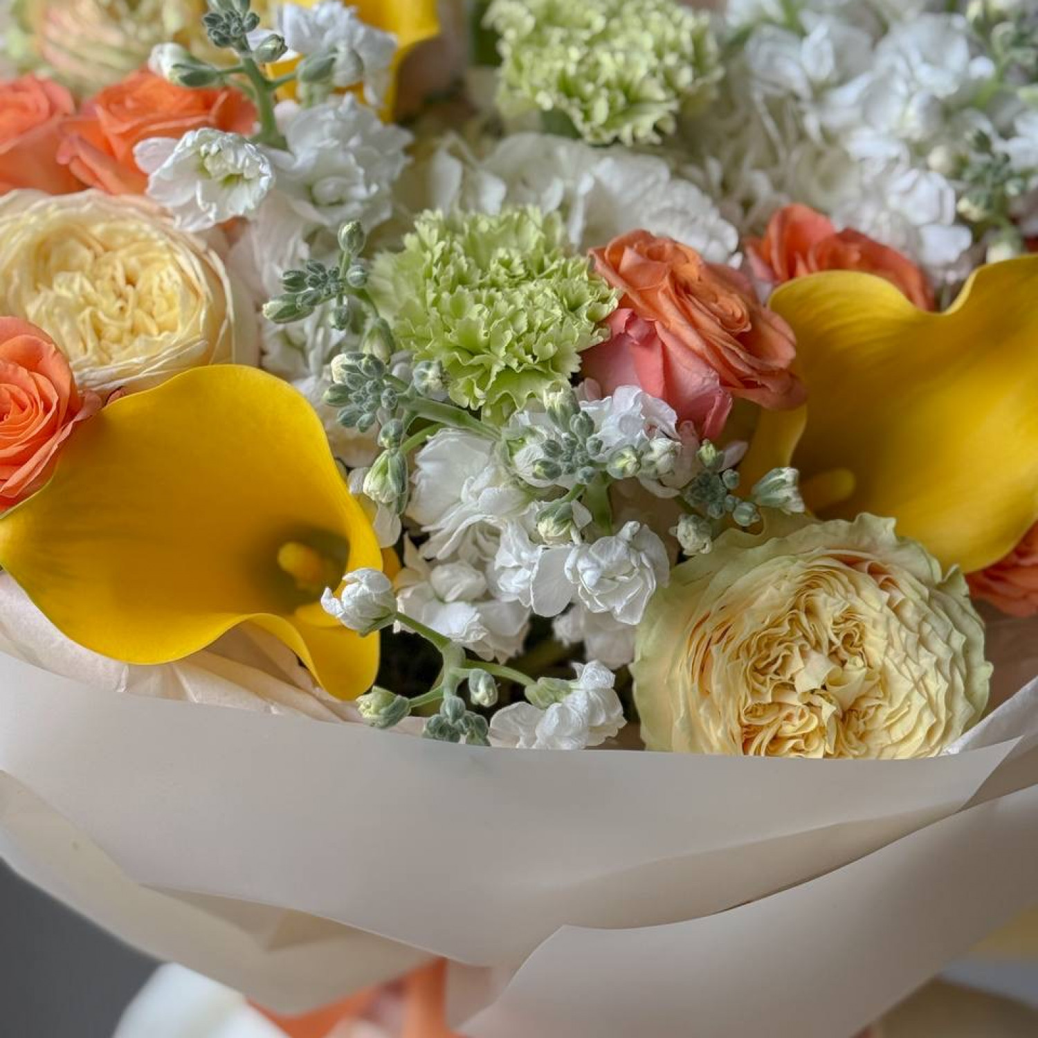 Авторский букет с желтыми каллами 288