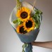 Сборный букет с подсолнухами