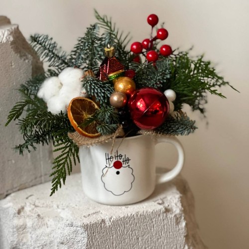 Новогодняя композиция в кружке