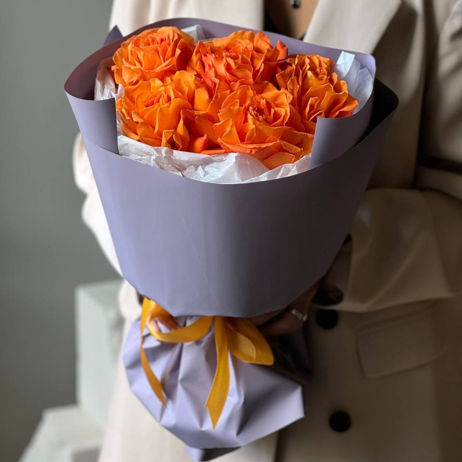 Монобукет из 5 оранжевых французских роз