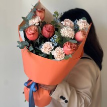 Авторский букет с пионовидными розами Авторский букет с пионовидными розами