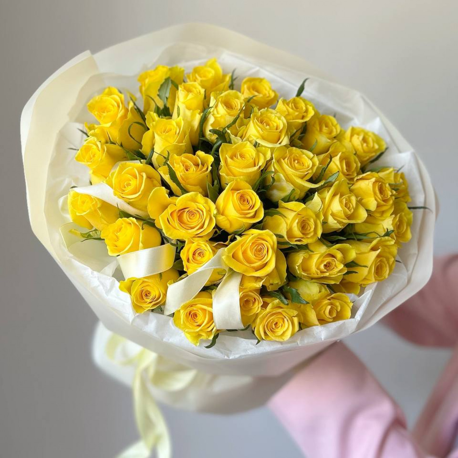 Монобукет из 35 желтых Кенийских роз 40 см