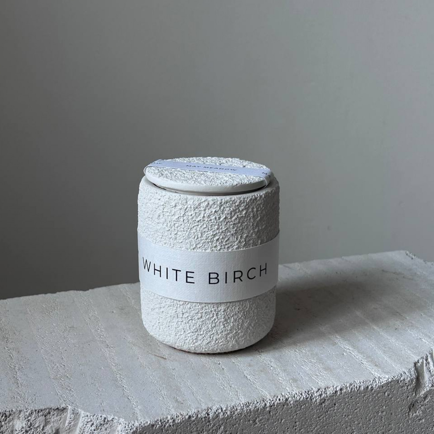 MAY MEADOV Свеча в стаканчике с крышкой  COTTON 150 ml