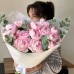 Монобукет из 15  розовых пионов с эвкалиптом