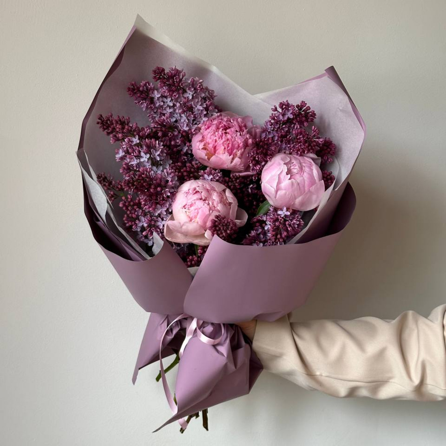 Дуо-букет из Сирени и Пионов