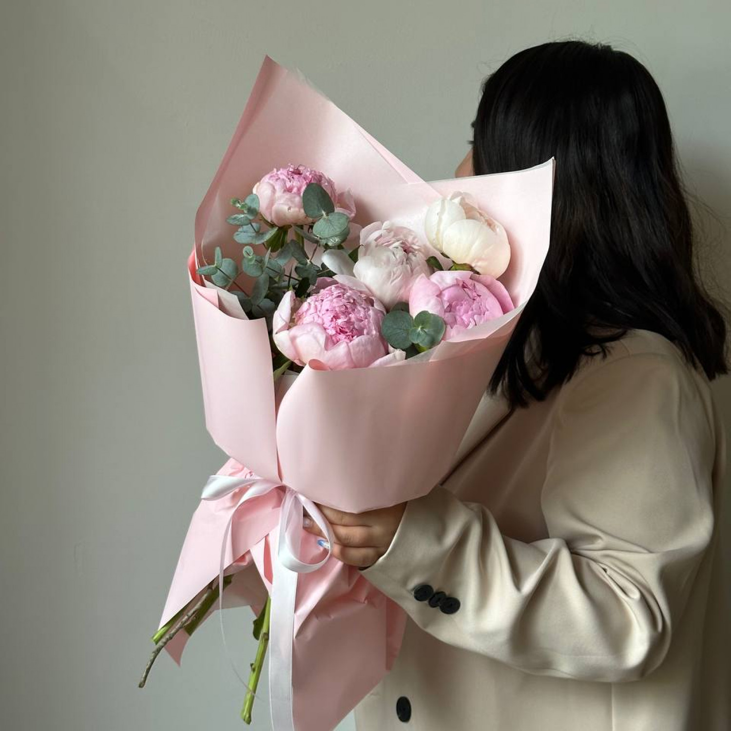 Монобукет из 5 розовых пионов