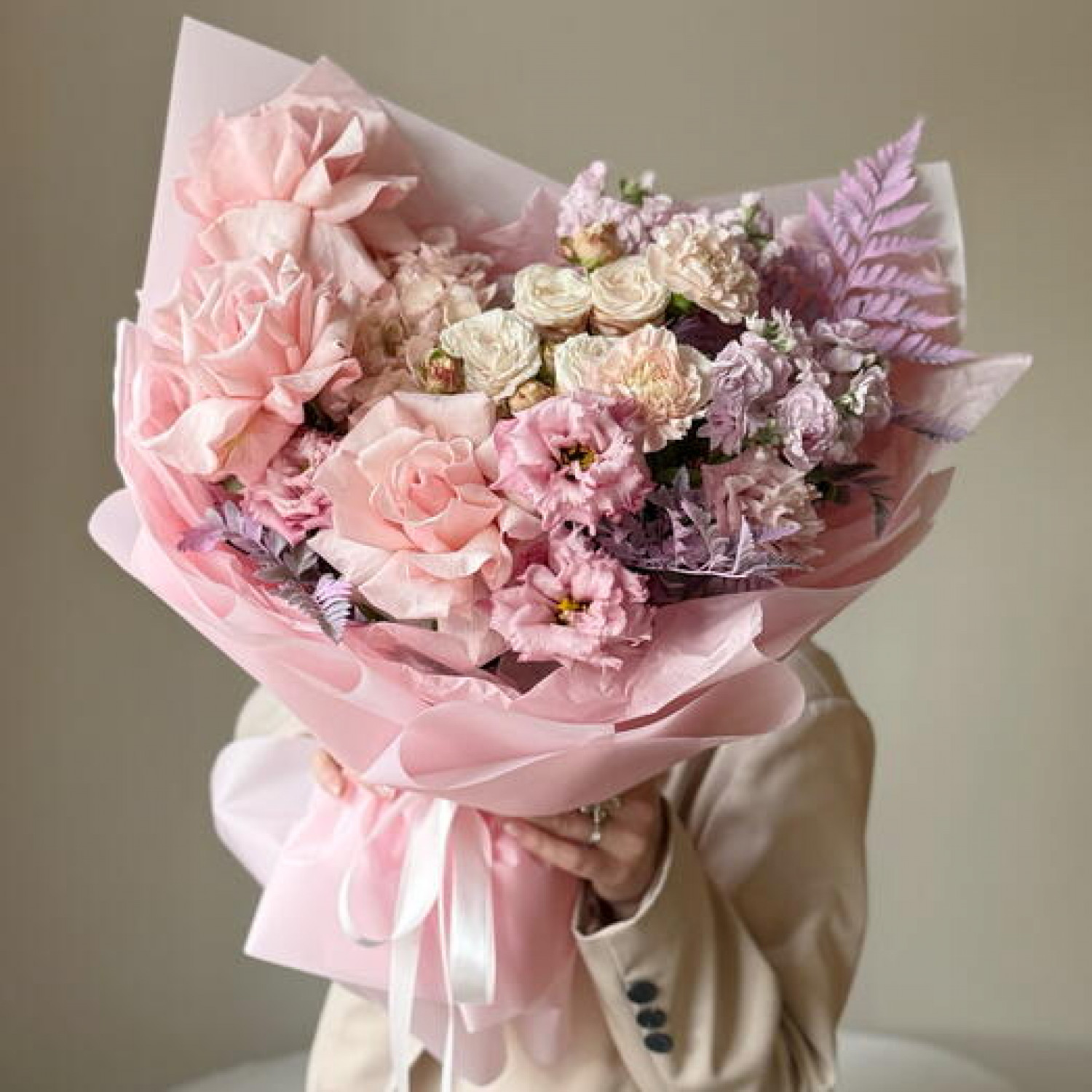 Авторский нежный букет с французскими розами 014