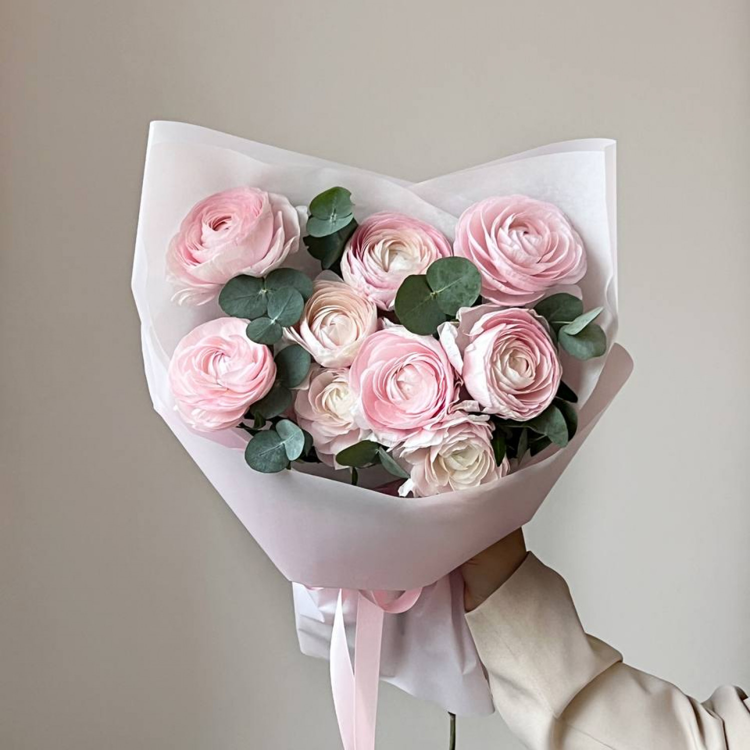 Монобукет из 7 Ранункулюсов