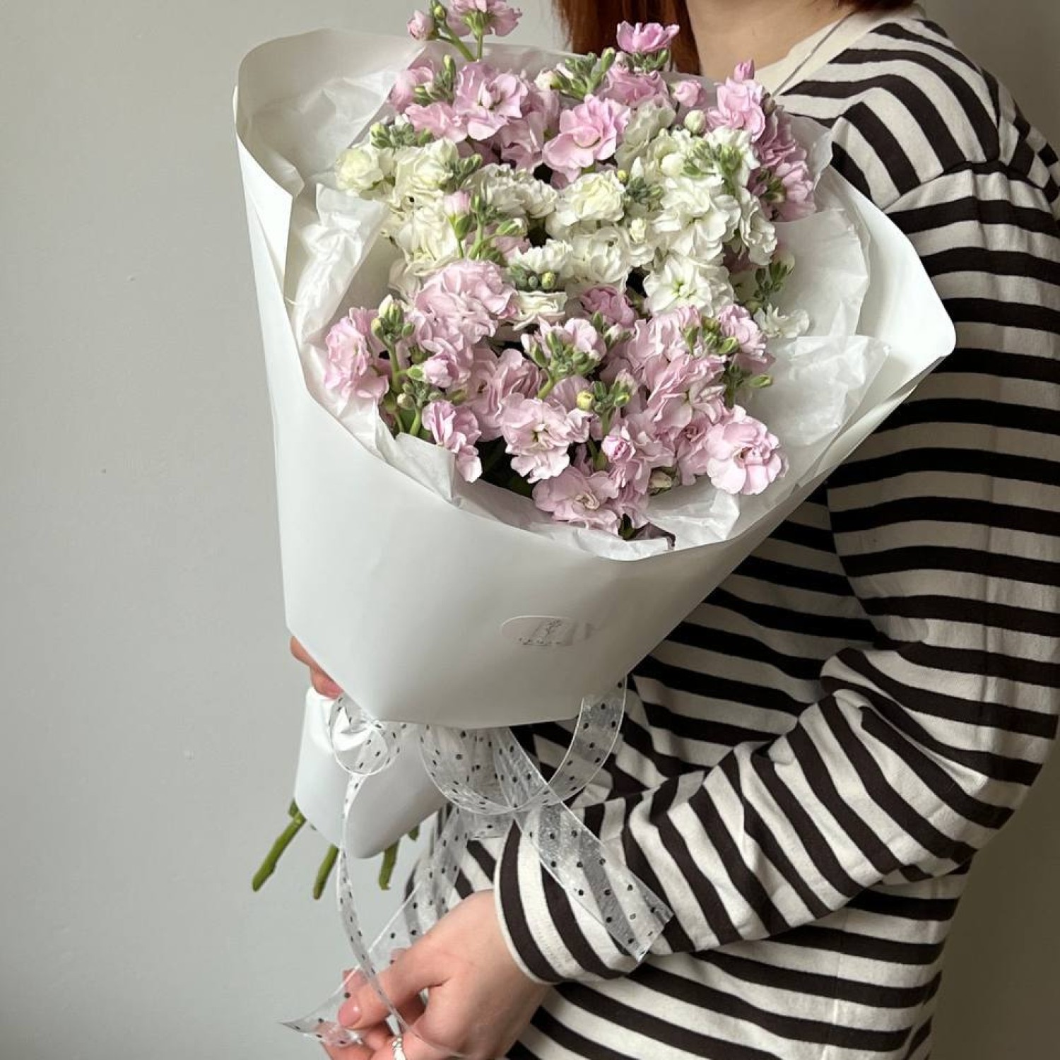 Монобукет из  кустовой Маттиолы