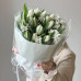 Весенний букет из белых тюльпанов и нарциссов №30