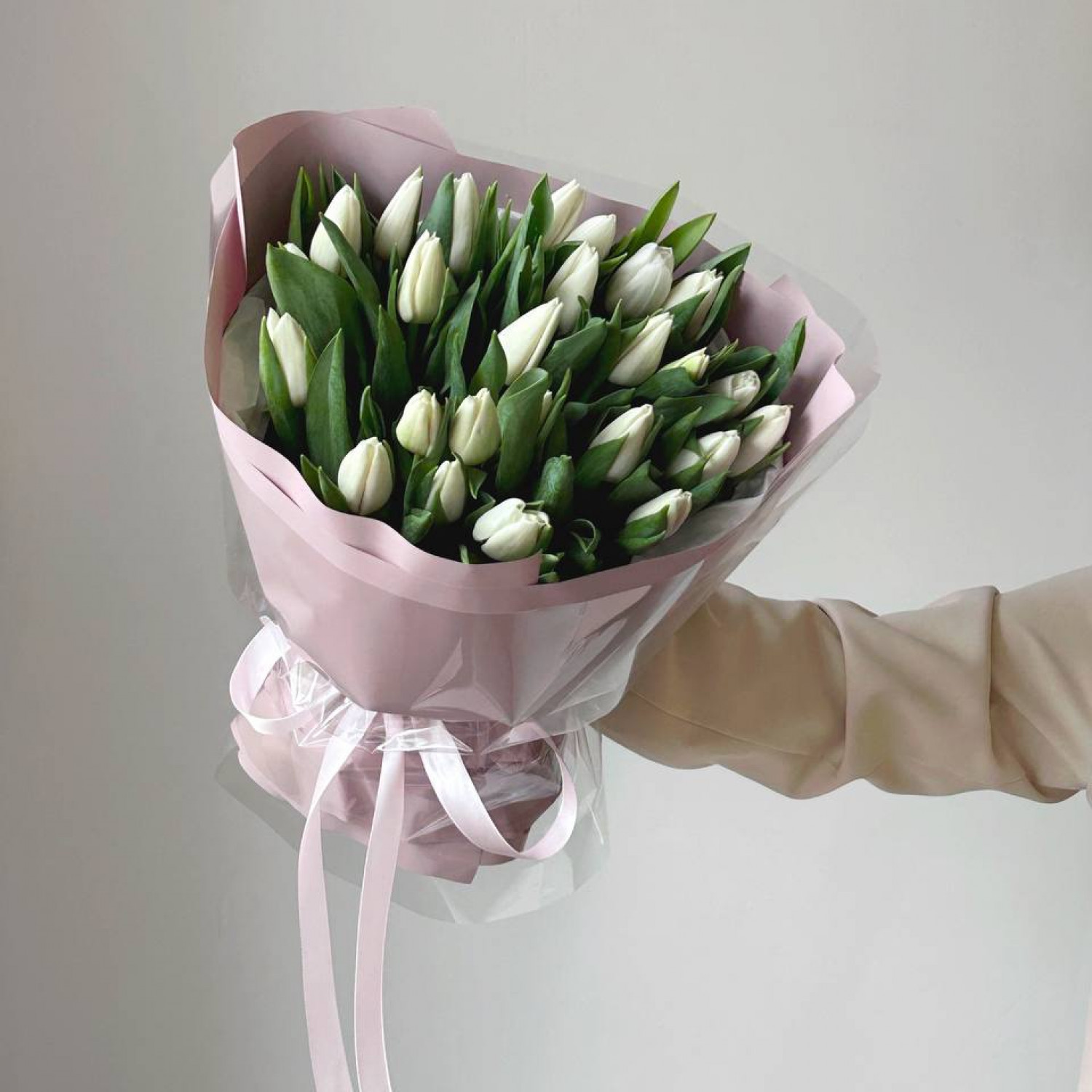 Монобукет из 25 белых тюльпанов №29